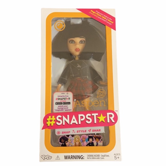 Yuki Snapstar Doll - Picture 1 of 8